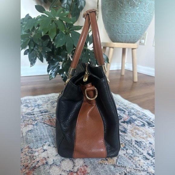 Valentina Genuine Leather Purse - Picture 4 of 12